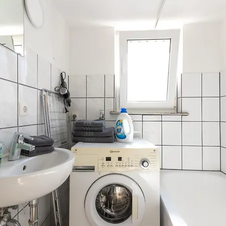 Gemuetliche Und Guenstige Stadtwohnung Fuer 4 Personen In Apartamento