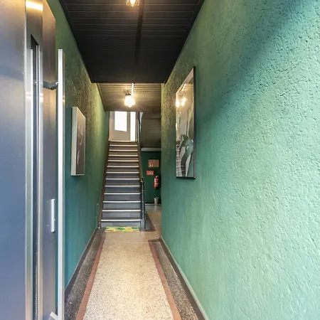 Gemuetliche Und Guenstige Stadtwohnung Fuer 4 Personen In 마이엔