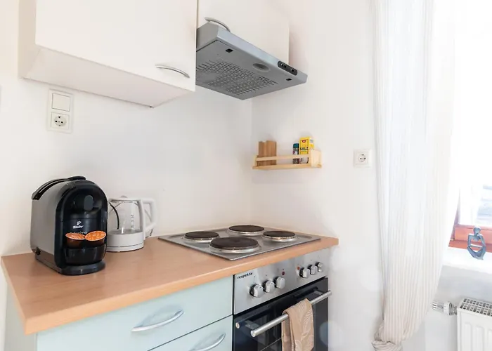 Gemütliche Und Günstige Stadtwohnung Für 4 Personen In