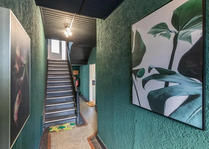 Apartment Gemütliche Und Günstige Stadtwohnung Für 4 Personen In