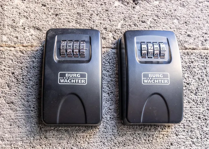 Gemütliche Und Günstige Stadtwohnung Für 4 Personen In Apartment *